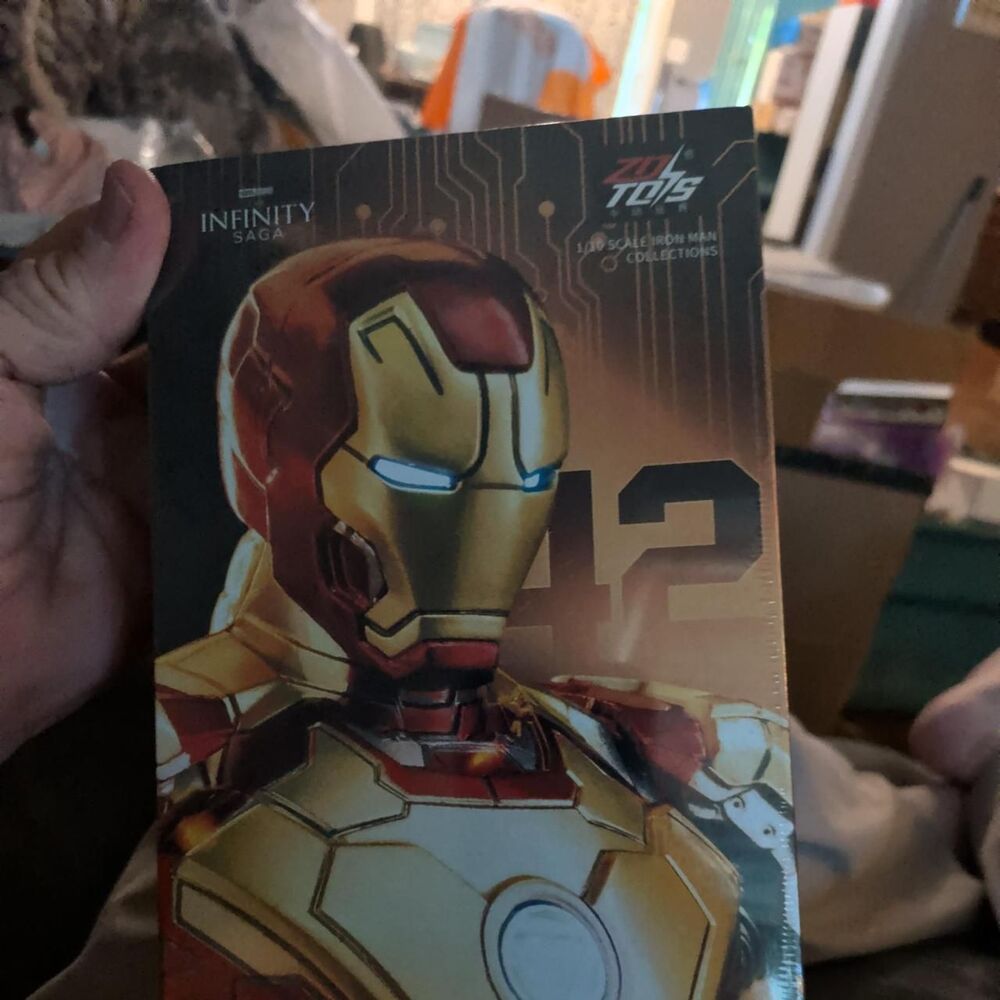 Marvel Books - Picture 3 of 3